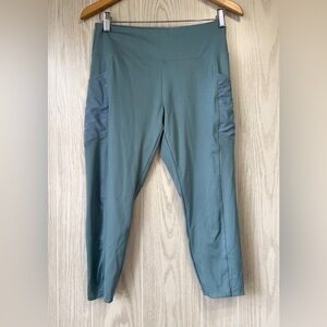 Marika Seafoam Leggings with Basket Weaved Size Pockets Size L LNC